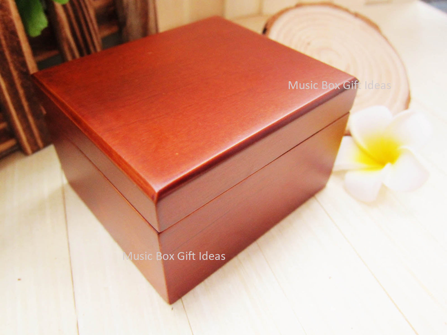 Demon Slayer Soundtrack Homura Sankyo 18-Note Music Box Gift (Wooden Clockwork) – Music Box Gift Ideas