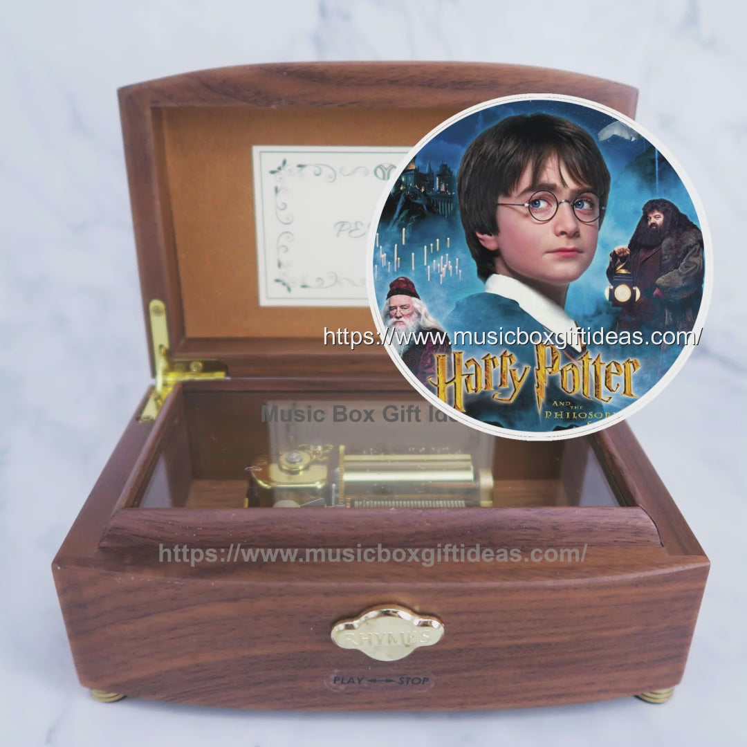 Personalised Harry Potter Hedwig's Theme Soundtrack 30-Note Wind-Up Music Box Gift (Wooden) - Music Box Gift Ideas