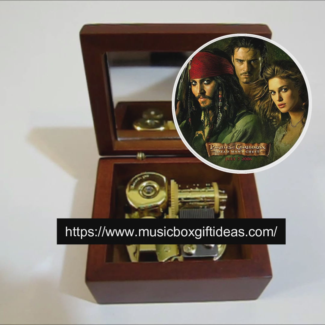 Pirates of the Caribbean Davy Jones Locket Sankyo 18-Note Windup Music Box  Gift – Music Box Gift Ideas