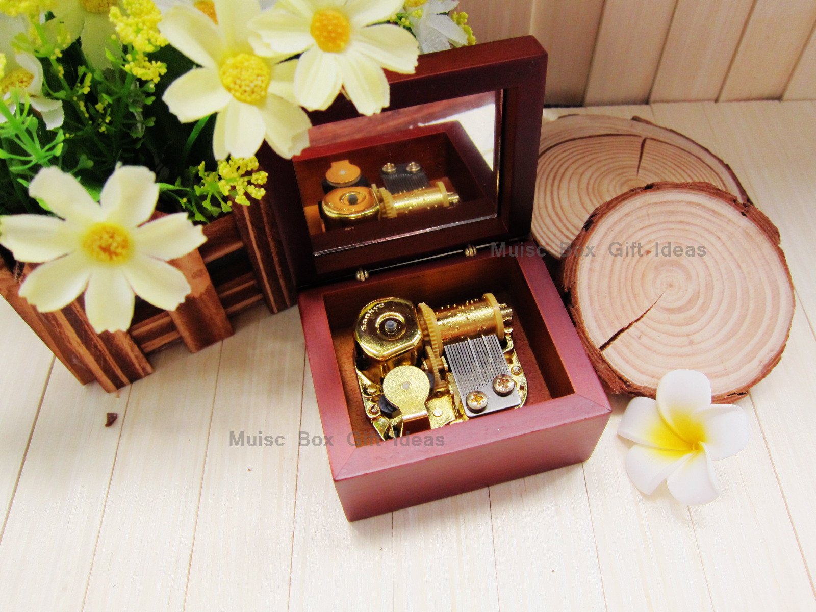 Final Fantasy Soundtrack Eyes On Me 18-Note Music Box Gift (Wooden Clockwork) - Music Box Gift Ideas