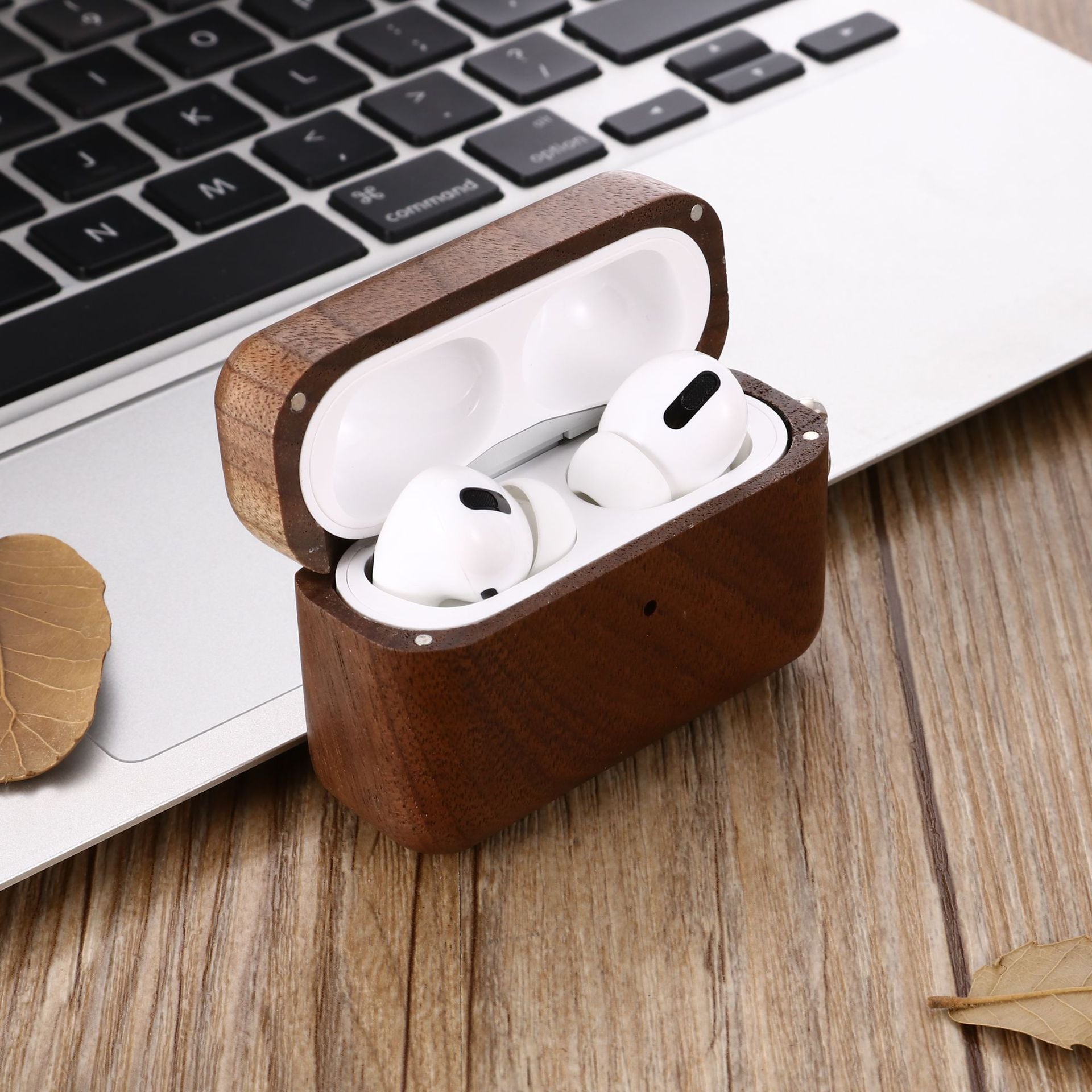 Personalized Apple AirPods Pro 3 Wooden Case (Engraving Possible) - Music Box Gift Ideas